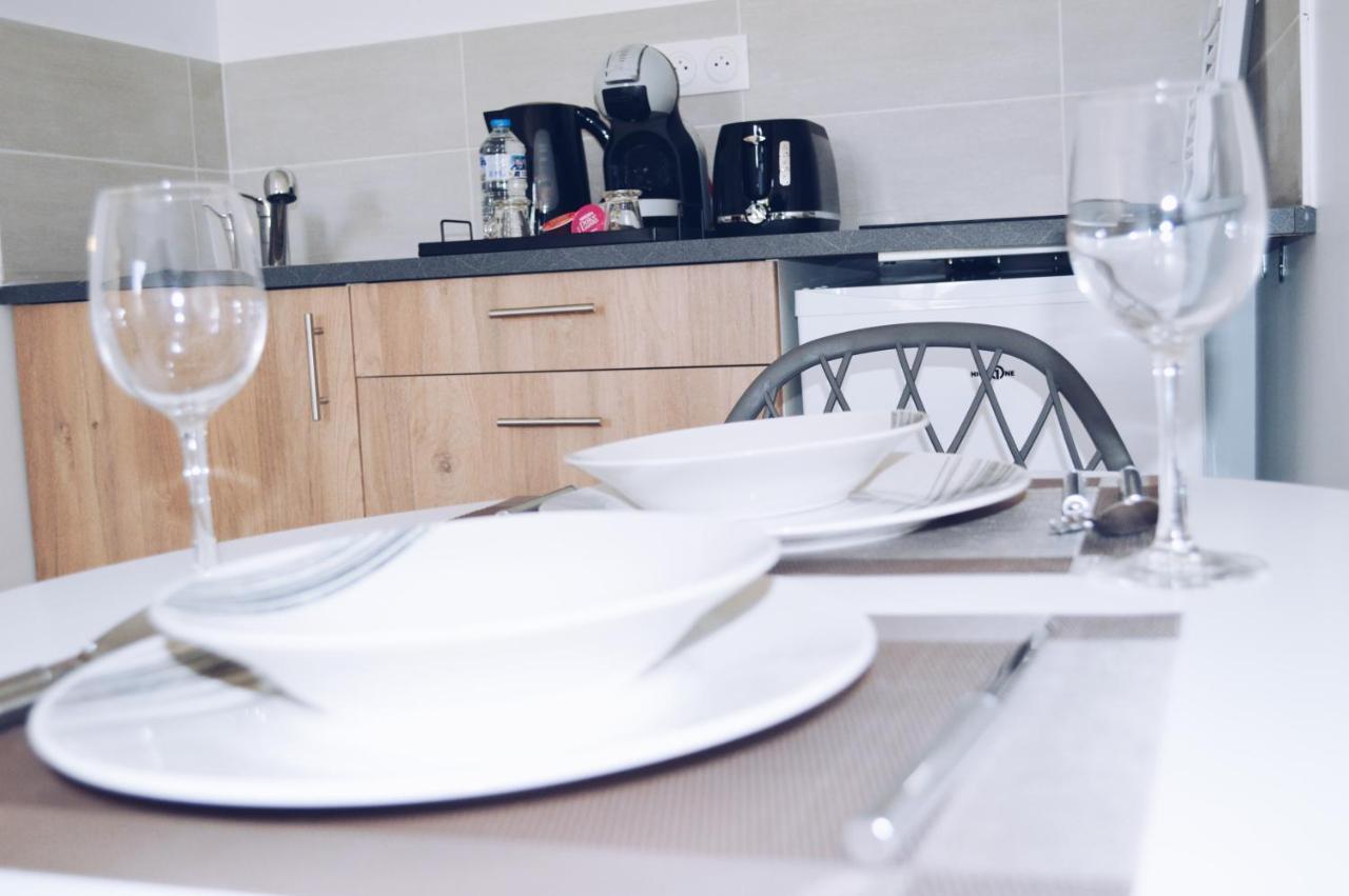 Studios Lsquare-Residence Chatellerault Bagian luar foto