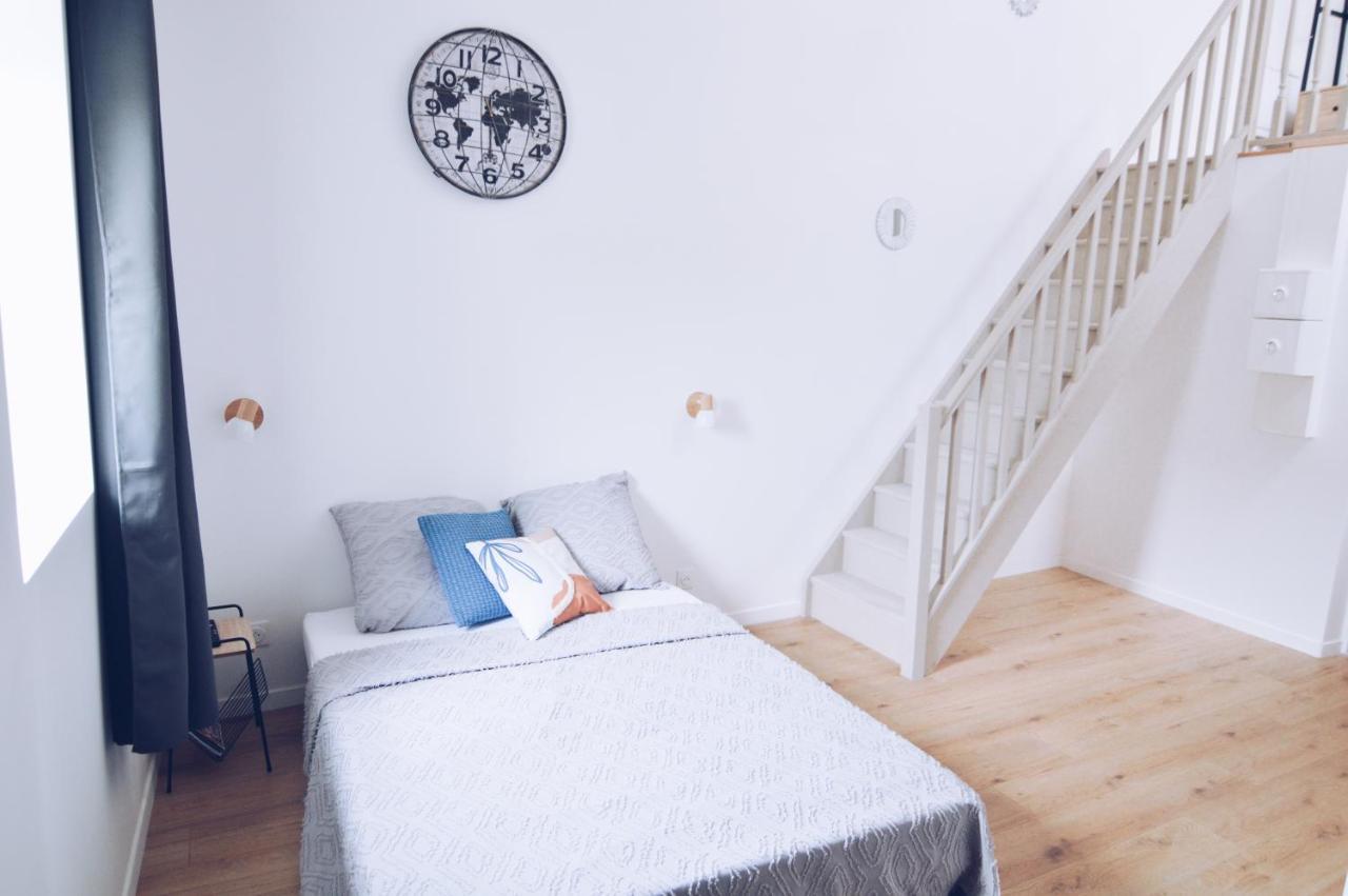 Studios Lsquare-Residence Chatellerault Bagian luar foto