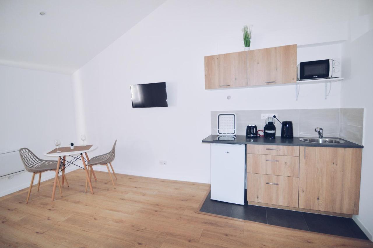 Studios Lsquare-Residence Chatellerault Bagian luar foto