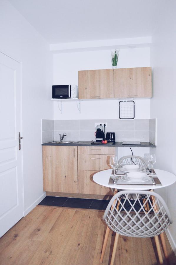 Studios Lsquare-Residence Chatellerault Bagian luar foto