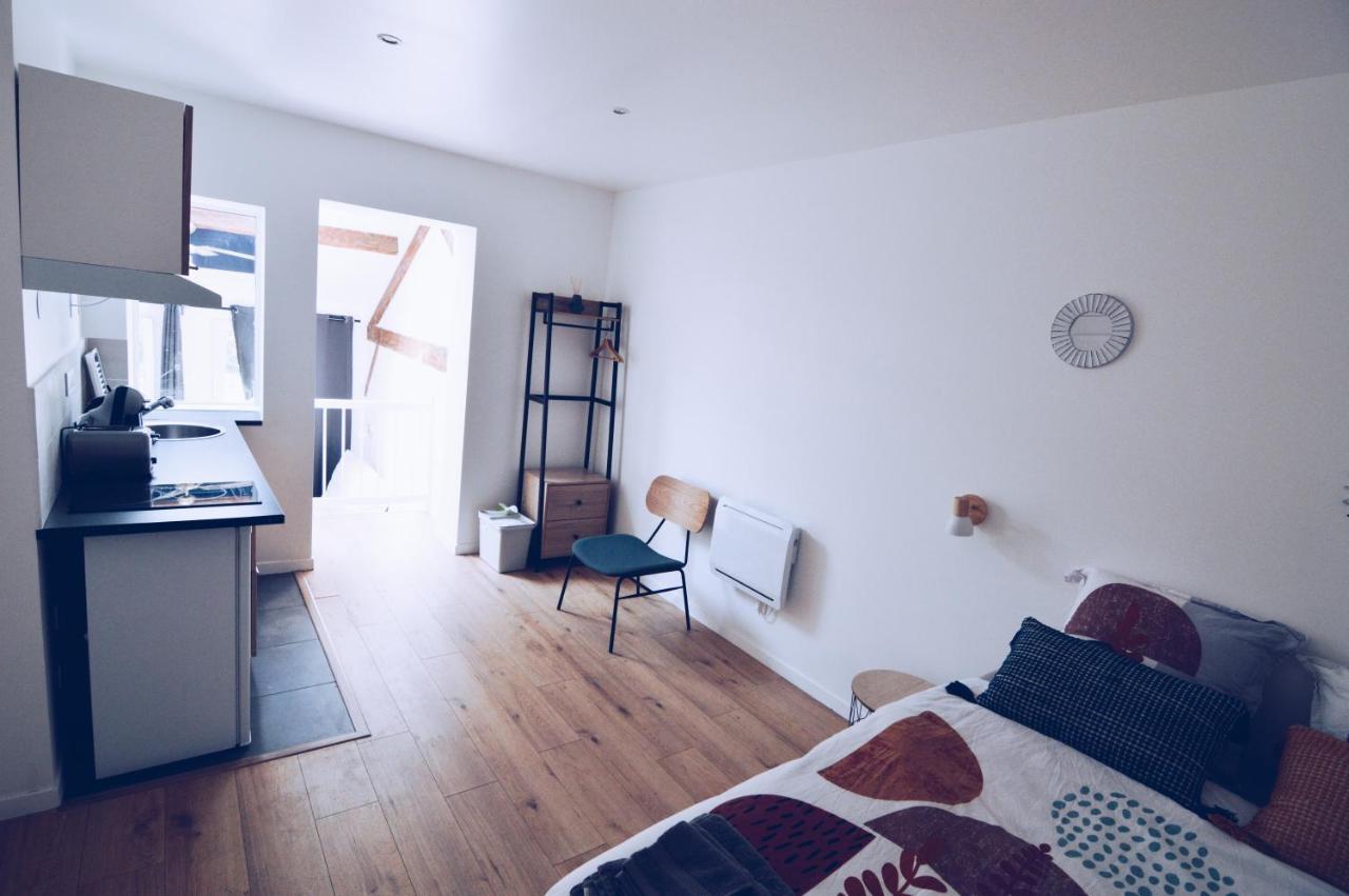 Studios Lsquare-Residence Chatellerault Bagian luar foto